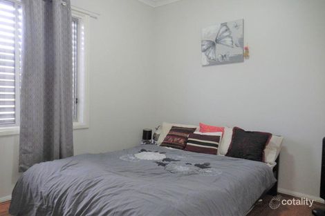 Property photo of 2 Carinya Road Girraween NSW 2145
