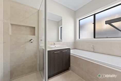 74 Walkside Bvd, Fraser Rise, VIC 3336