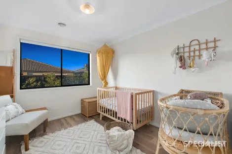 Property photo of 87 Castillo Avenue Clyde North VIC 3978