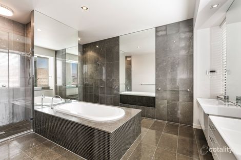 8 Snowdon Ave, Caulfield, VIC 3162
