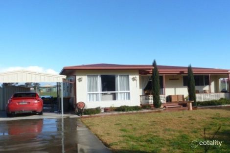 141-143 Farm St, Boorowa, NSW 2586