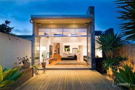 11 Caroline St, Clifton Hill, VIC 3068