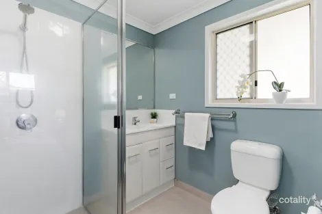 Property photo of 13 Brady Place Gracemere QLD 4702