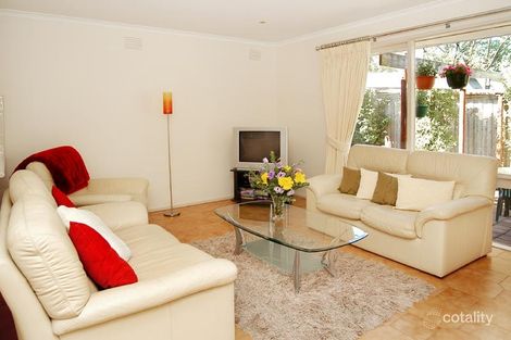 Property photo of 14 Higgs Avenue Mill Park VIC 3082