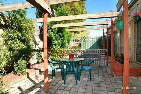 Property photo of 14 Higgs Avenue Mill Park VIC 3082