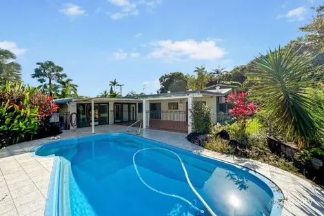 Property photo of 12 Wakunai Close Trinity Beach QLD 4879