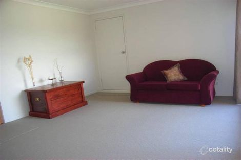 Property photo of 31 Cameron Crescent Kiama Downs NSW 2533