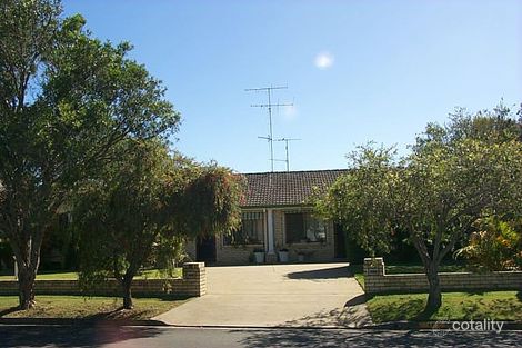 19 Doggett Dr, Miami, QLD 4220