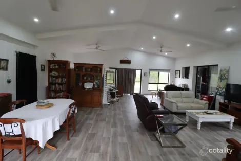 420 Mount Bucca Rd, Abbotsford, QLD 4670