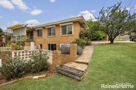 2/56 Pindari Cres, Karabar, NSW 2620