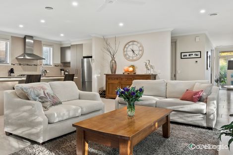 Property photo of 9 Seaview Avenue Mornington VIC 3931