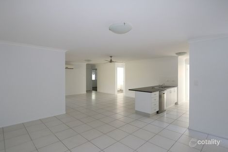 Property photo of 3 Highland Court Emerald QLD 4720