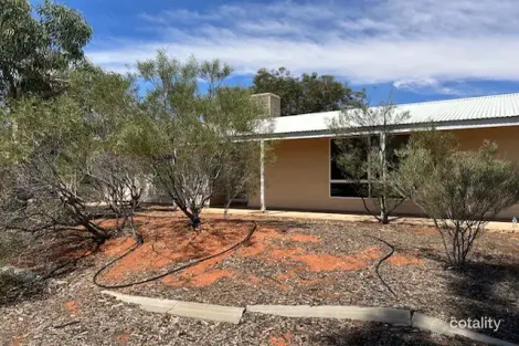 Property photo of 38 Gregory Street Roxby Downs SA 5725