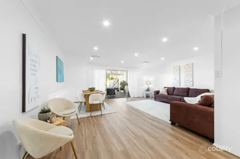 Property photo of 33 Robinia Parade Springfield NSW 2250