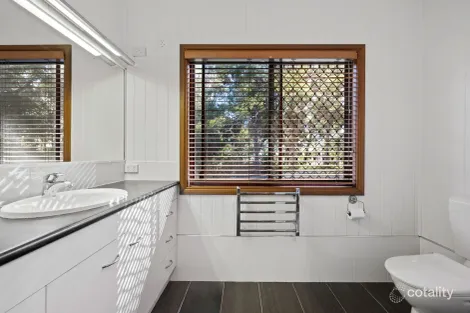 Property photo of 62 White Patch Esplanade White Patch QLD 4507