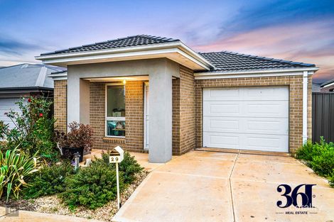 Property photo of 29 Tourmaline Drive Cobblebank VIC 3338