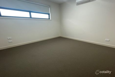 Property photo of 17/1 Brunswick Crescent Craigieburn VIC 3064