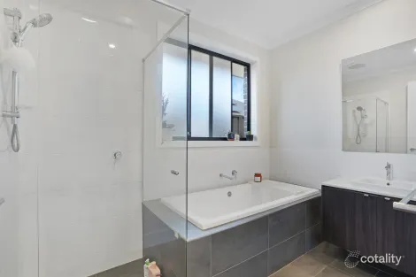 Property photo of 24 Verdello Drive Angle Vale SA 5117