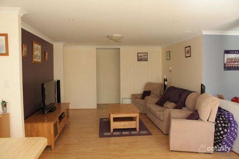 Property photo of 39 Yarrow Drive Bennett Springs WA 6063