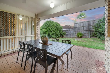 Property photo of 3 Parkside Place Forest Lake QLD 4078