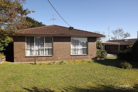 77 Shanahan Pde, Newborough, VIC 3825