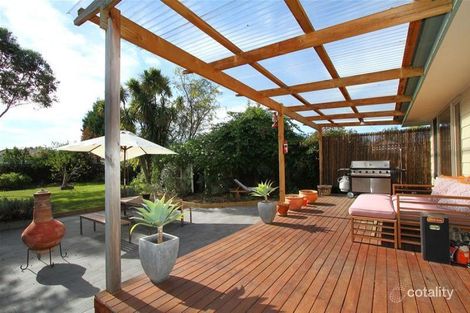 Property photo of 20 Carbeena Parade Heidelberg West VIC 3081