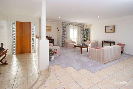 Property photo of 9 Seton Close Kenmore Hills QLD 4069