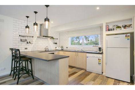 Property photo of 14 Devon Court Mount Martha VIC 3934