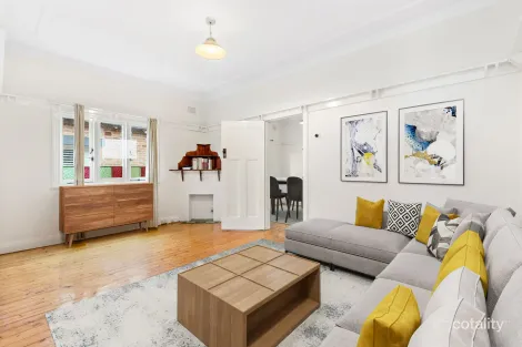 264 Lyons Rd, Russell Lea, NSW 2046