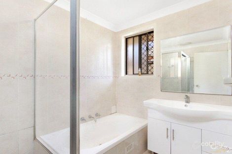 Property photo of 57 Colebee Crescent Hassall Grove NSW 2761