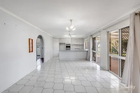 Property photo of 23 Dunemann Street Kearneys Spring QLD 4350