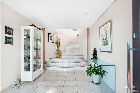 Property photo of 32 Hillside Drive Berkeley Vale NSW 2261