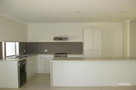 Property photo of 11 Frances Court Kallangur QLD 4503