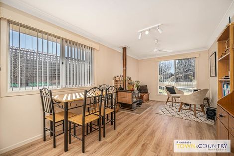 Property photo of 14 Sarah Place Armidale NSW 2350