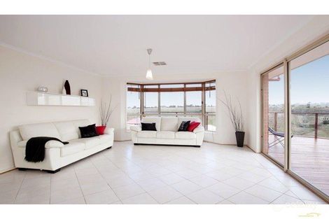 Property photo of 37 Enginehouse Drive Sheidow Park SA 5158