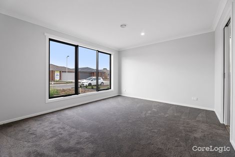 Property photo of 8 Renoir Avenue Pakenham VIC 3810