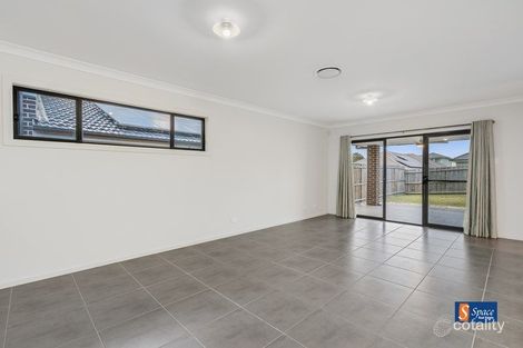 Property photo of 8 Nettleton Street Elderslie NSW 2570