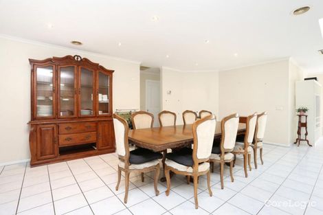 Property photo of 27 Shortridge Circuit Roxburgh Park VIC 3064