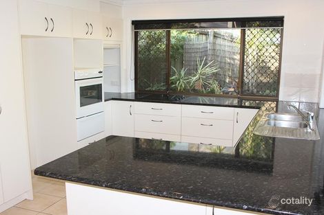 Property photo of 22 Ballidu Close Elanora QLD 4221