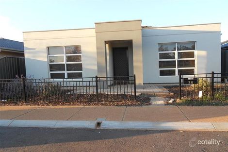 Property photo of 28 West Parkway Andrews Farm SA 5114