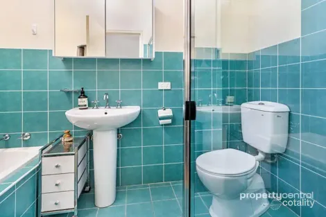 Property photo of 13/1-2 The Crescent Penrith NSW 2750