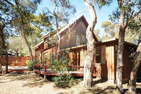 2 Wattle Ct, Jan Juc, VIC 3228