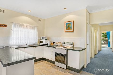 Property photo of 1/6 Wyuna Avenue The Entrance North NSW 2261