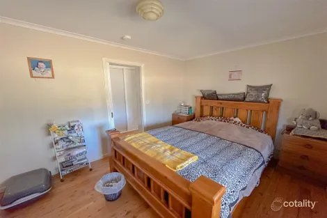 Property photo of 688 Mount Hutton Road Nundubbermere QLD 4380