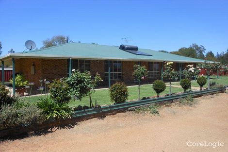 Property photo of 38 Byrne Close Young NSW 2594