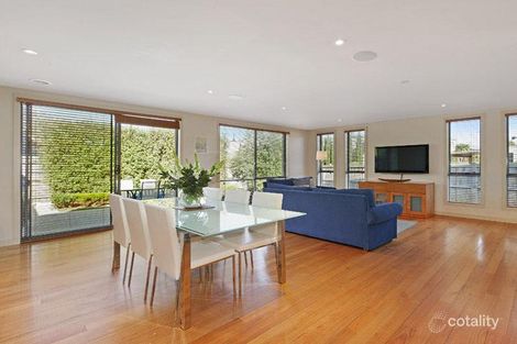 Property photo of 50 Jack Holt Way Mordialloc VIC 3195