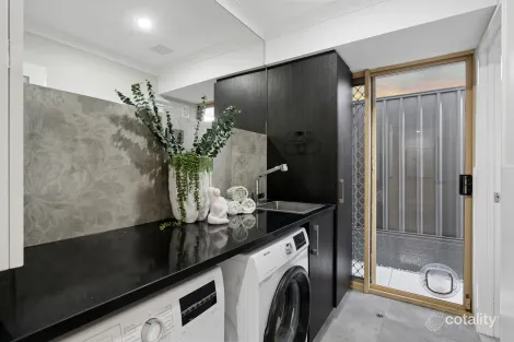 Property photo of 15 Dunscore Way Kinross WA 6028