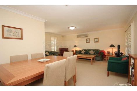 Property photo of 42 Aylesbury Crescent Chipping Norton NSW 2170