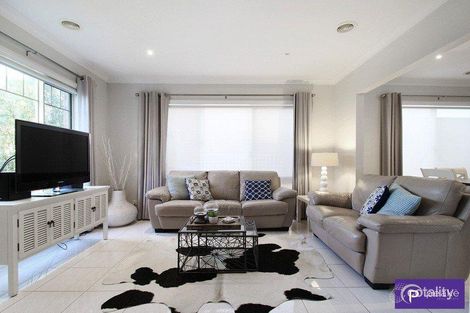 Property photo of 48 Saul Avenue Berwick VIC 3806