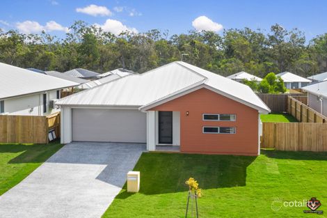 8 Flint Pl, Park Ridge, QLD 4125